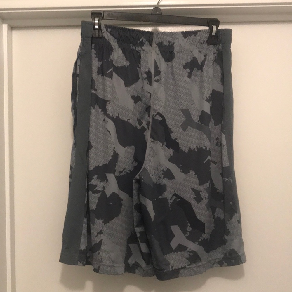 Nike Men’s Large Athletic Shorts